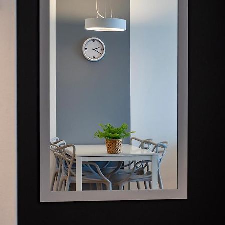 그단스크 Cztery Oceany, Apartament Blisko Plazy, Grey 아파트 외부 사진